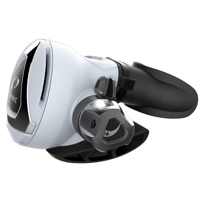 Oceanic Delta 5 EDX (Din) White with Alpha 10 Octo and Reg. Bag