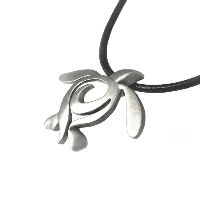 Big Blue by Roland St John Pendentifs En Étain - "Ocean Traveler" Turtle