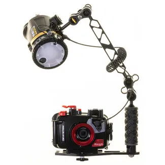 Sea and Sea Einzel-Set mit OM SYSTEMS TG-7 und YS-D3 DUO Blitzgerät Sea and Sea Einzel-Set mit OM SYSTEMS TG-7 und YS-D3 DUO Blitzgerät
