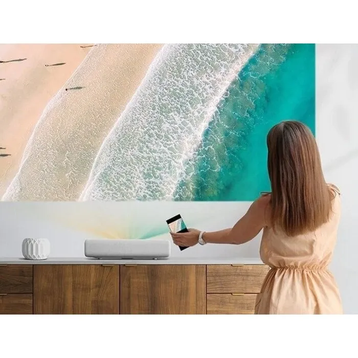 Samsung  Samsung LSP9T 4K Ultra Short Throw Smart Laser Projector