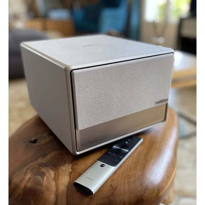 XGIMI Xgimi Horizon Ultra Dual Light 4K Projector Demo Model