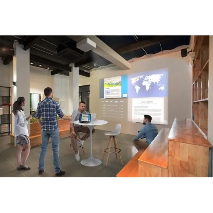 Epson Epson EB-L570U 5200 Lumen 4KE Laser Projector  - RETOURMODEL