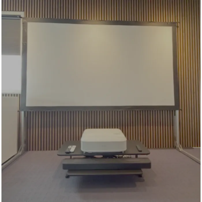 Epson Beamer Verhuur Pakket – Epson LS650W + 100 inch Scherm + JBL Soundbar