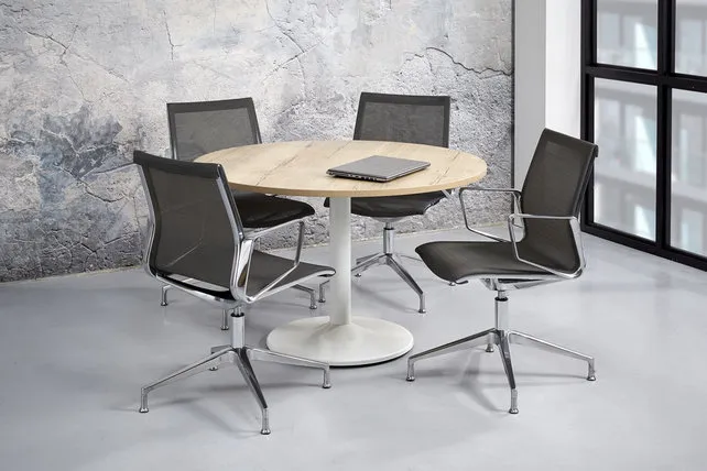 Design vergaderstoel Novara