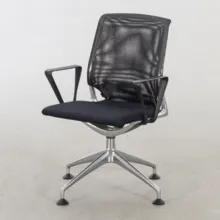 Vitra Meda chair (gebruikt)