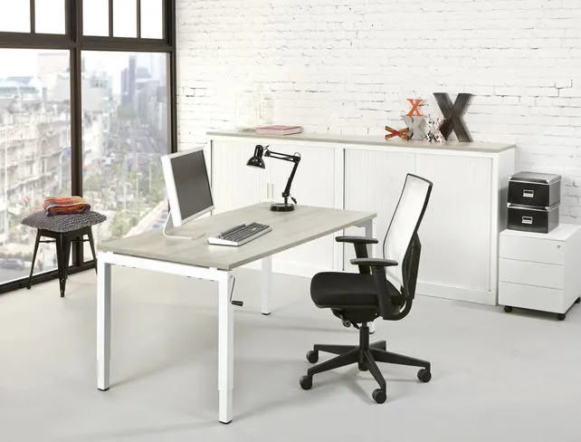 4-poot bureau Quartetto slinger