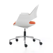 Vergaderstoel Alava met wieltjes