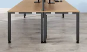 Palmberg Systo tec bureau hoogte instelbaar vierkante poot Palmberg Systo tec bureau hoogte instelbaar vierkante poot