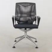 Vitra Meda chair (gebruikt)