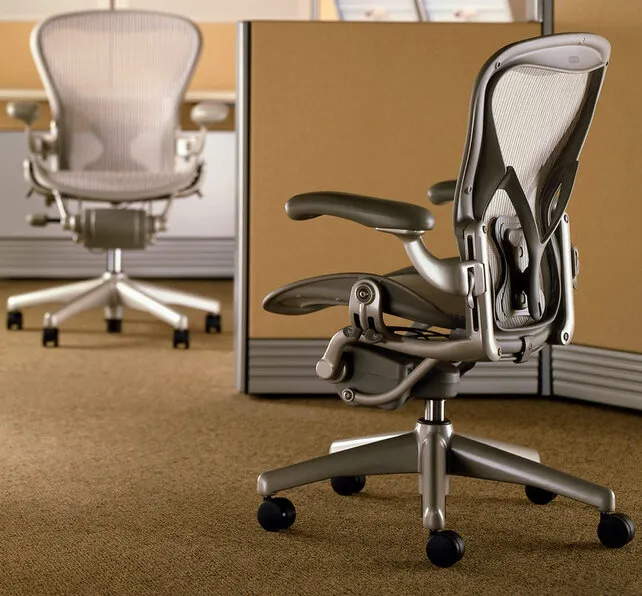 Refurbished Herman Miller Aeron Chair Classic (Titanium)