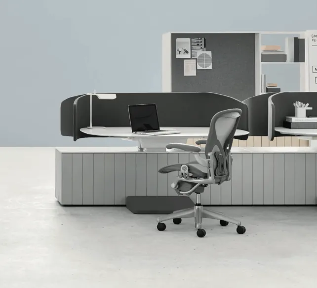 Refurbished Herman Miller Aeron Chair Classic (Titanium)