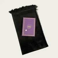 De Nederlandse Koran Paars met fluwelen Gebedskleed
