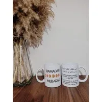 Ramadan Mubarak Mok met maanstanden