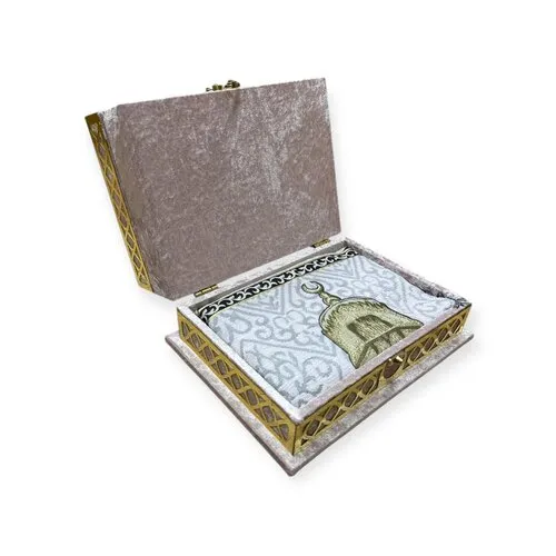 Ayasofya Fluwelen Geschenkset Roze – Gebedskleed, Koran & Tasbih