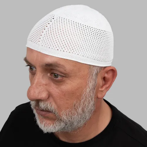 Shecer Zirkon Kufi Takke – Kwalitatieve standaard gebedsmuts voor dagelijks gebruik