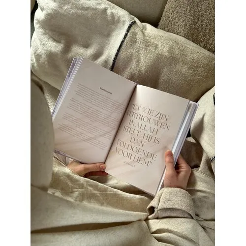 Mijn Imaan Journal – Dagboek voor Tienermeisjes | Reflectie, Dua & Zelfvertrouwen voor Jonge Moslima’s – 112 pagina’s – Soft Touch Hardcover Mijn Imaan Journal – Dagboek voor Tienermeisjes | Reflectie, Dua & Zelfvertrouwen voor Jonge Moslima’s – 112 pagina’s – Soft Touch Hardcover