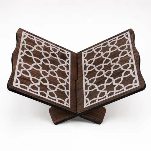 Hijrah Koran Houder van Hout – 22 × 30 cm Hijrah Koran Houder van Hout – 22 × 30 cm