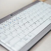 BakkerElkhuizen UltraBoard 950 Compact Bluetooth-Tastatur – AZERTY BE