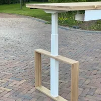 Wood it be Square Sitz-Steh-Schreibtisch 65–130 cm, inkl. kostenloser Montage