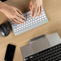 R-Go Compact Break AZERTY – weiße kabellose Tastatur