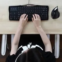 Evoluent Mausfreundliche ergonomische Tastatur