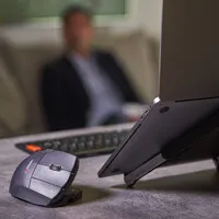 Contour Design Unimouse kabelgebundene rechtshändige ergonomische Maus