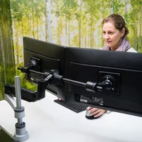 R-Go Caparo D2 Smart Bar – kreisförmiger Monitorarm