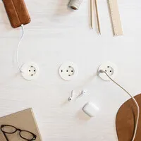 Powerdot Compact Power mit USB-C-Ladegerät, Ø 60 mm, weiß