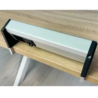 Bachmann DESK 1 – 2x 230 V, 2x USB-A-Ladeanschluss und benutzerdefiniertes Modul