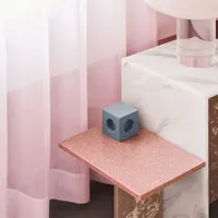 Avolt Square 1 Steckdosenleiste – New Pink