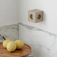 Avolt Square 2 Steckdosenleiste – Nomad Sand