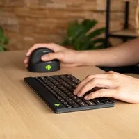 R-Go Compact Break AZERTY kabellose Tastatur