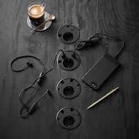 Powerdot Netzteil mit USB-Ladeanschluss und USB-C, Ø 79 mm, schwarz – GST18