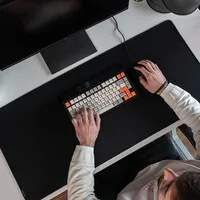DeltaHub Gaming Schreibtischunterlage - schwarz