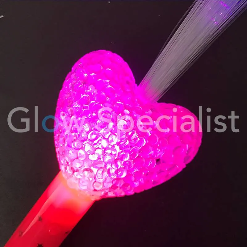 Fiberstick met rood LED hart – Glowstick met lichteffect – Kinderfeestjes & Valentijn