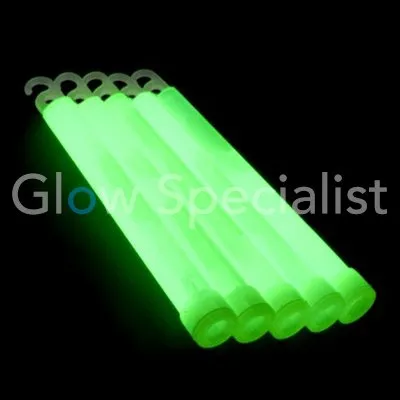 Glow Specialist Breaklight 6" – 15 cm x 17 mm – Glowstick met haak – Ultra heldere lichtstaaf – Feest, outdoor & veiligheid