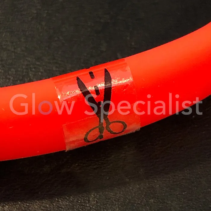 LED HALSBAND VOOR HONDEN - OPLAADBAAR MET USB KABEL - ROOD - 3 MATEN