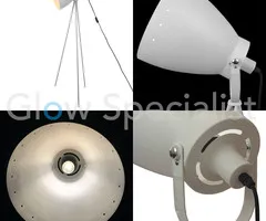 Grundig GRUNDIG SPOTLIGHT FLOOR LAMP - 156 CM - WHITE