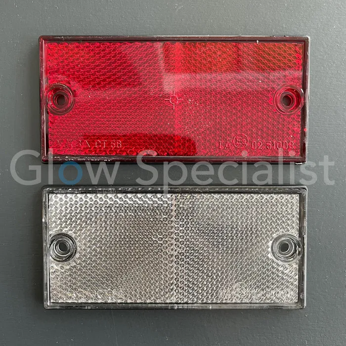 RECHTHOEKIGE REFLECTOR WIT - 105 X 48 MM - MET SCHROEFGATEN - SET VAN 2