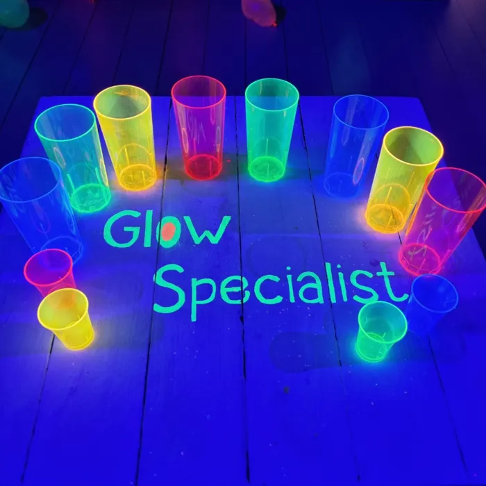 Glow Specialist UV/BLACKLIGHT - NEON SHOTGLAS - 24 STUKS