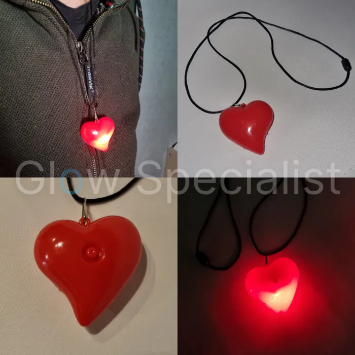 NECKLACE WITH RED LED HEART - BLINKING