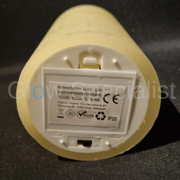 Simuflame SIMUFLAME LED CANDLE - DELUXE - WITH REMOTE CONTROL - 15 CM - IVORY