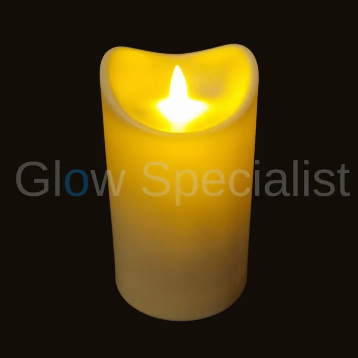 MovinFlame MOVINFLAME OUTDOOR LED CANDLE - WITH TIMER AND REMOTE CONTROL - IVOOR - 20 CM