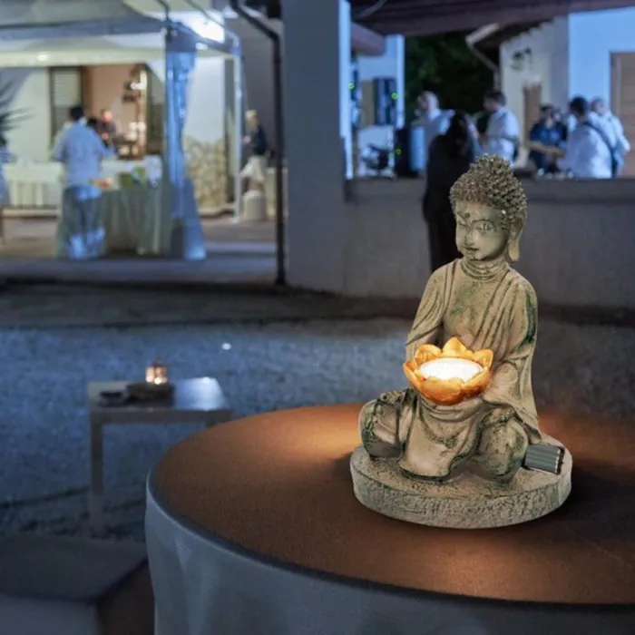 Grundig SOLAR BUDDHA STATUE WITH LIGHT - 25.5 CM