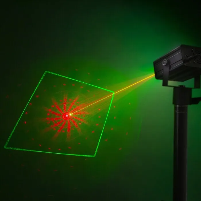 BeamZ ACRUX QUATRO RG LASER RGBW - WITH REMOTE CONTROL