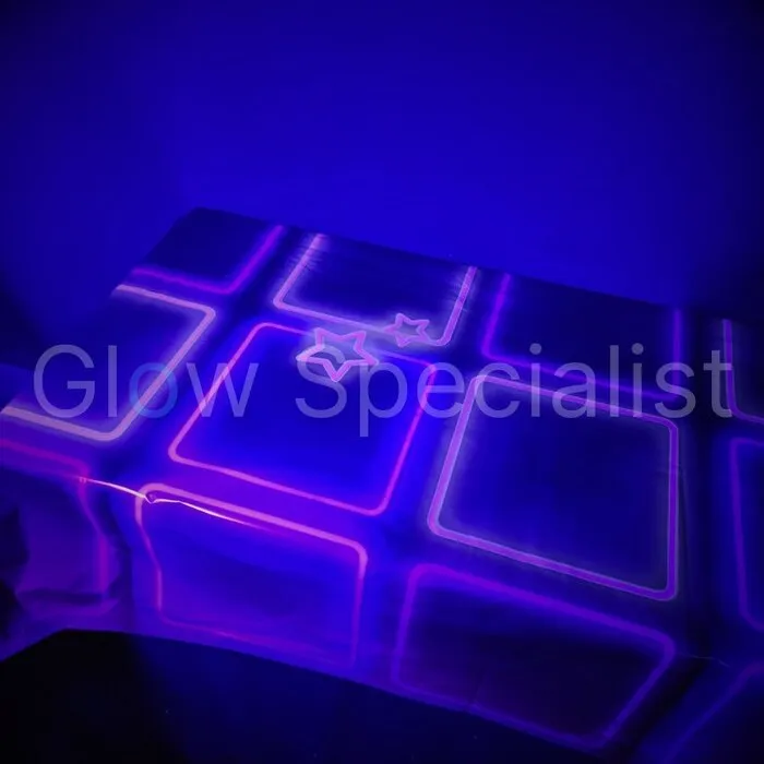 UV NEON TABLE CLOTH - DISCO FEVER - 130 X 180 CM