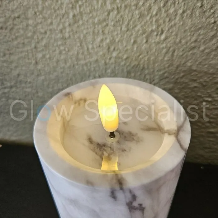 LED KAARS - MARMER - WIT - MET TIMER - Ø 7,5 X H 10 CM