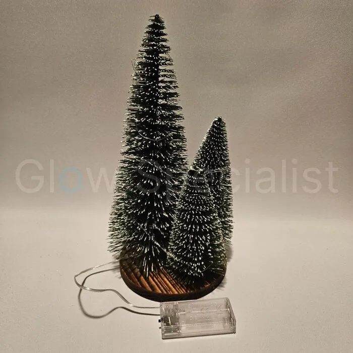 LED CHRISTMAS TREES ON WOODEN BASE - WITH TIMER - 15 LED