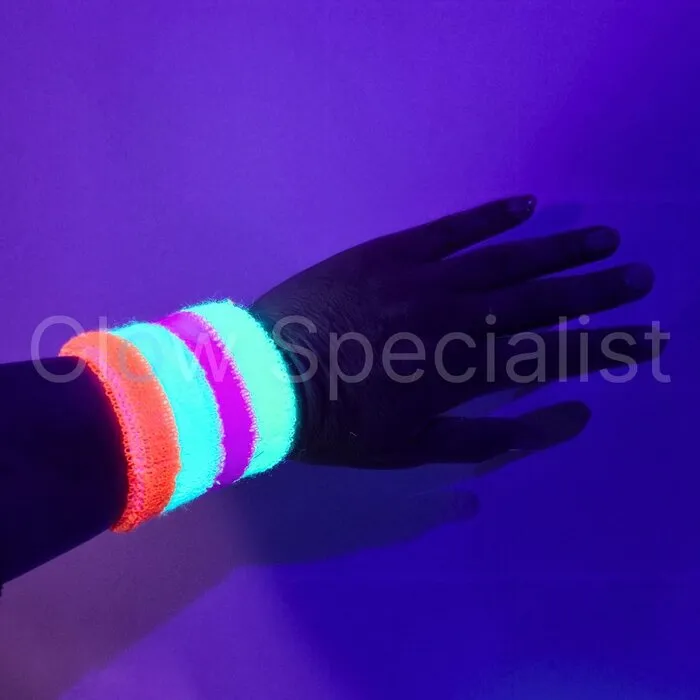 Glow Specialist UV NEON HOOFDBAND + 2 POLSBANDJES - 3-DELIGE SET - MULTICOLOR
