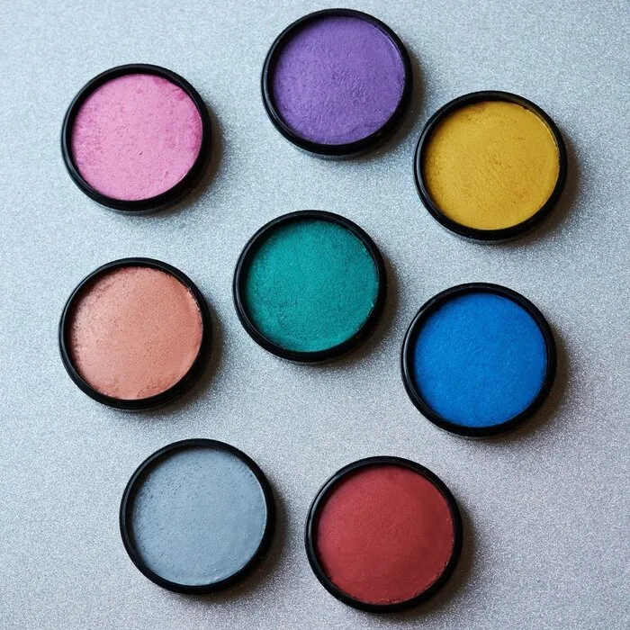 Moon METALLIC PRO FACE PAINT CAKE POT - COSMIC MOON - 36 GR